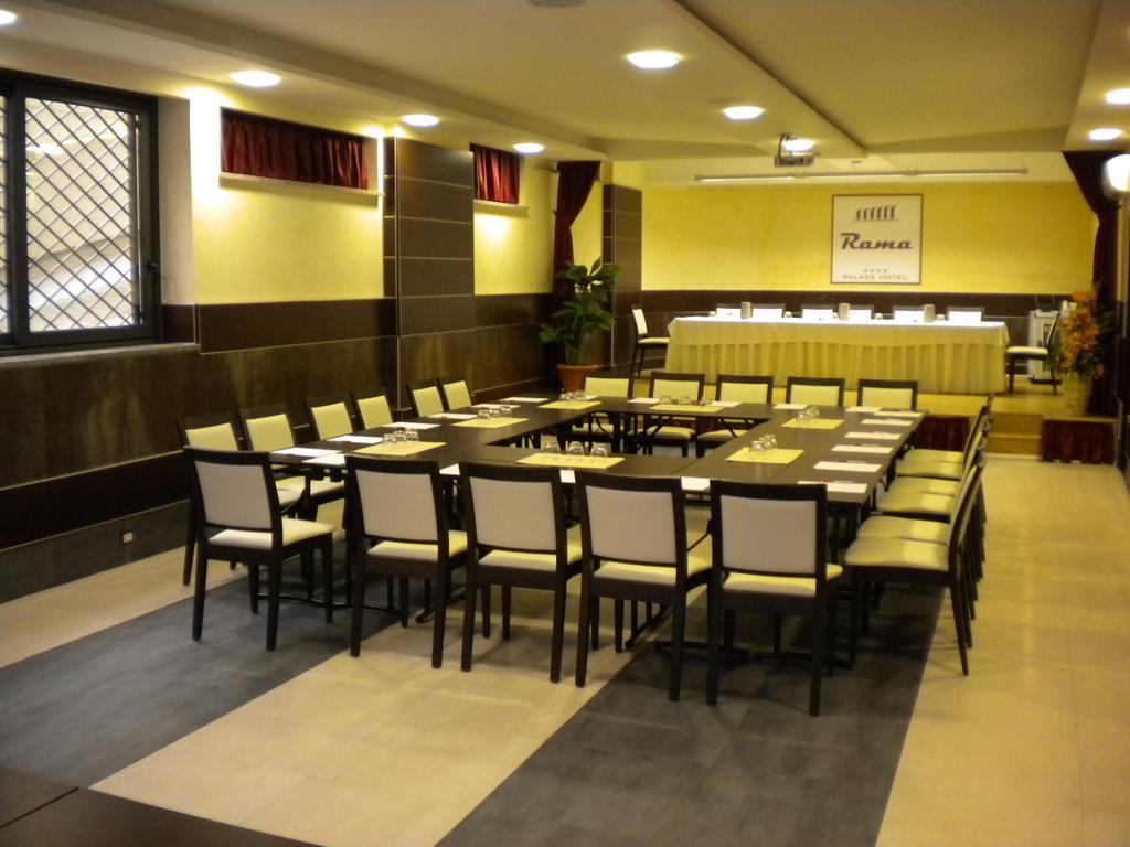 Rama Palace Hotel Казальнуово-ді-Наполі Екстер'єр фото